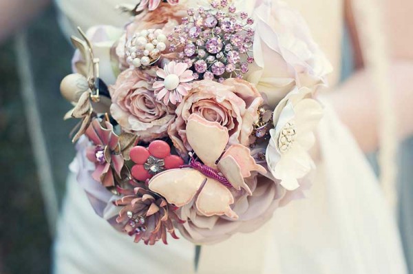 Wedding Flower Tips And Ideas To Choose A Perfect Bridal Bouquet