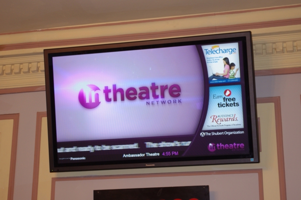 Everything You Need To Know About Digital Signage_600x399