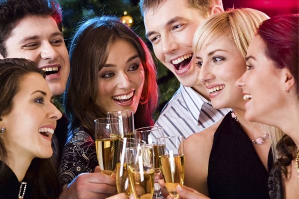 How To Plan A Successful Staff Party_600x399