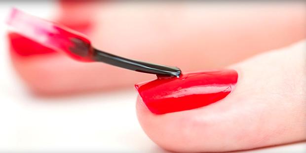 Flip The Manicure, The New Nail Art Trend