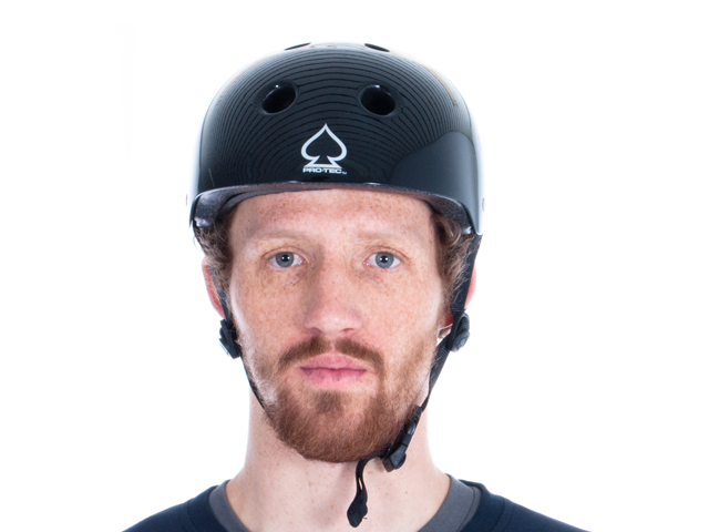 Pro Tec Classic Helmet Taht Ensure Safety While Driving A Bike