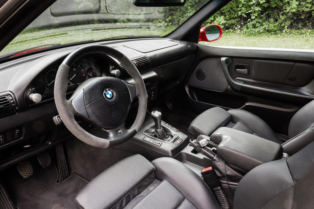 How To Refurbish Your Leather Steering Wheel