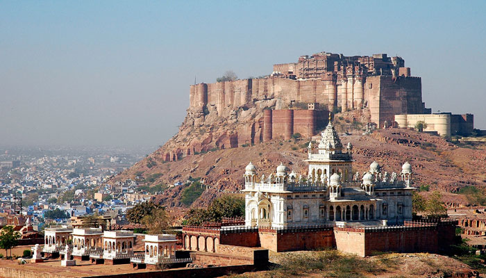 Touring The Majestic Palaces and Monuments Of Jodhpur