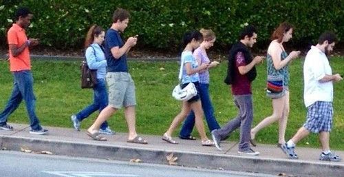 Texting-and-Walking