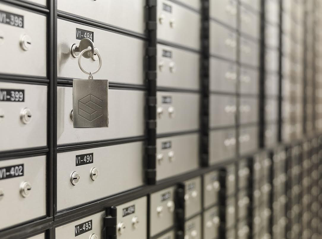 Things You Should Consider Putting In A Safety Deposit Box