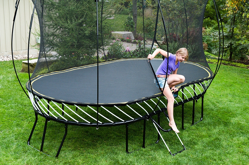 Things To Consider While Buying A Trampoline For Your Garden