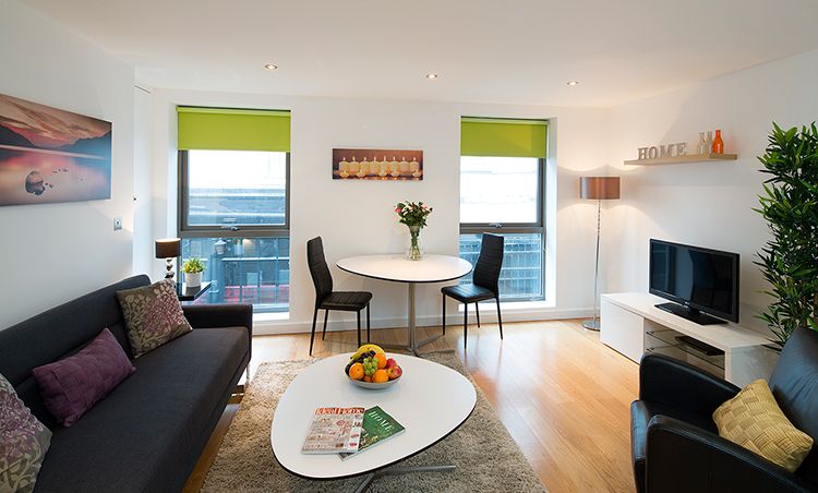 Reasons To Choose Serviced Apartments Over Conventional Hotels