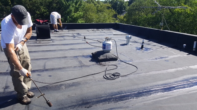 Know The Significance Of Flat Roof Maintenance