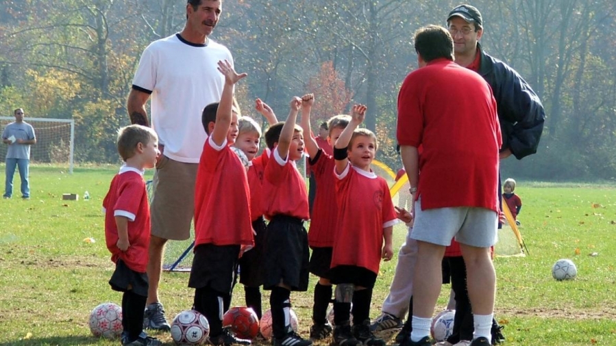 How Coaches Can Manage Relationship With Parents Of Young Athletes