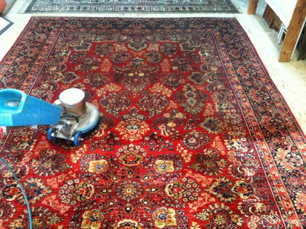 Cleaning The Carpets At Your Own With These Simple Steps