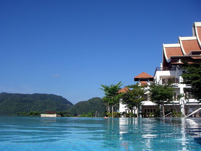 Tropical Paradise: 5 Superior Hotels To Relax On Langkawi