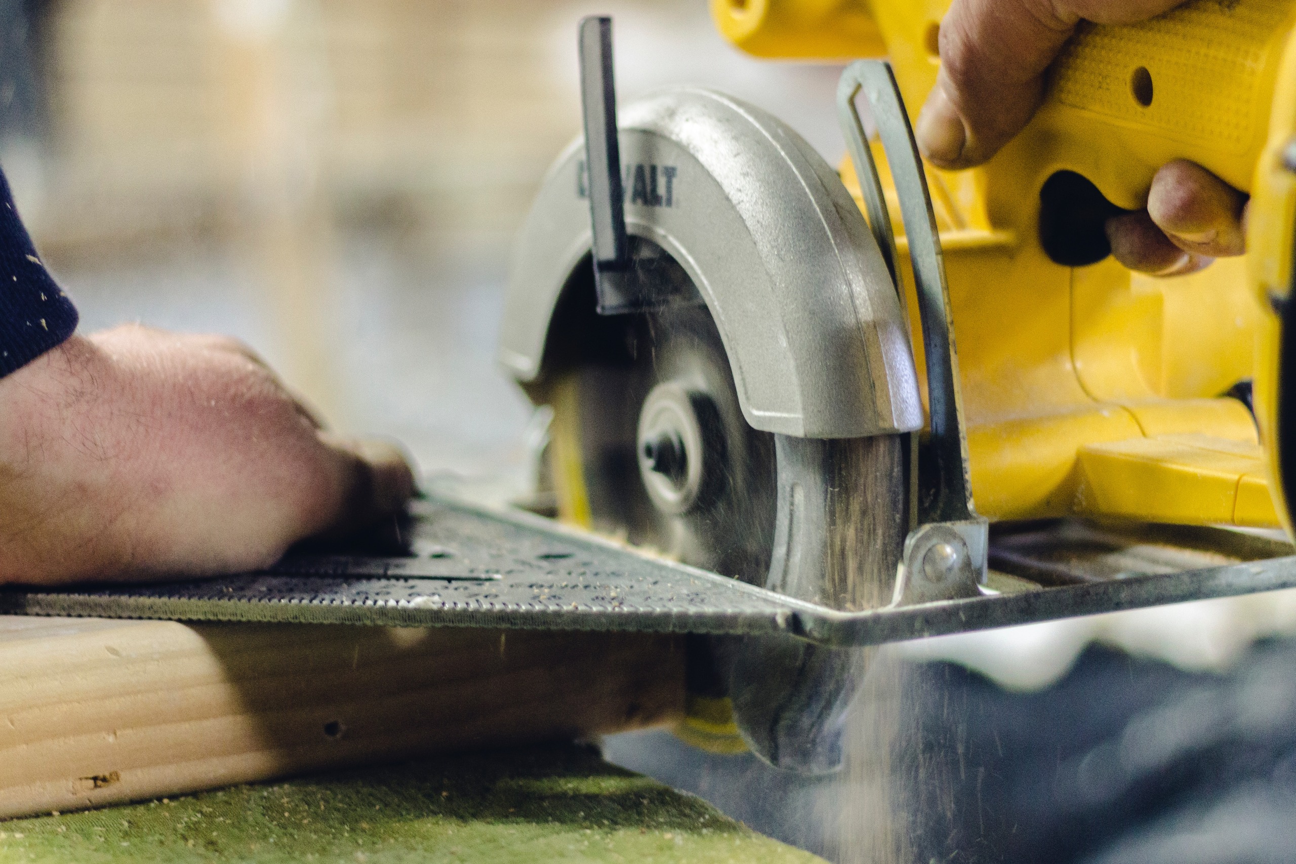 5 Power Tools to Upgrade Your DIY Projects