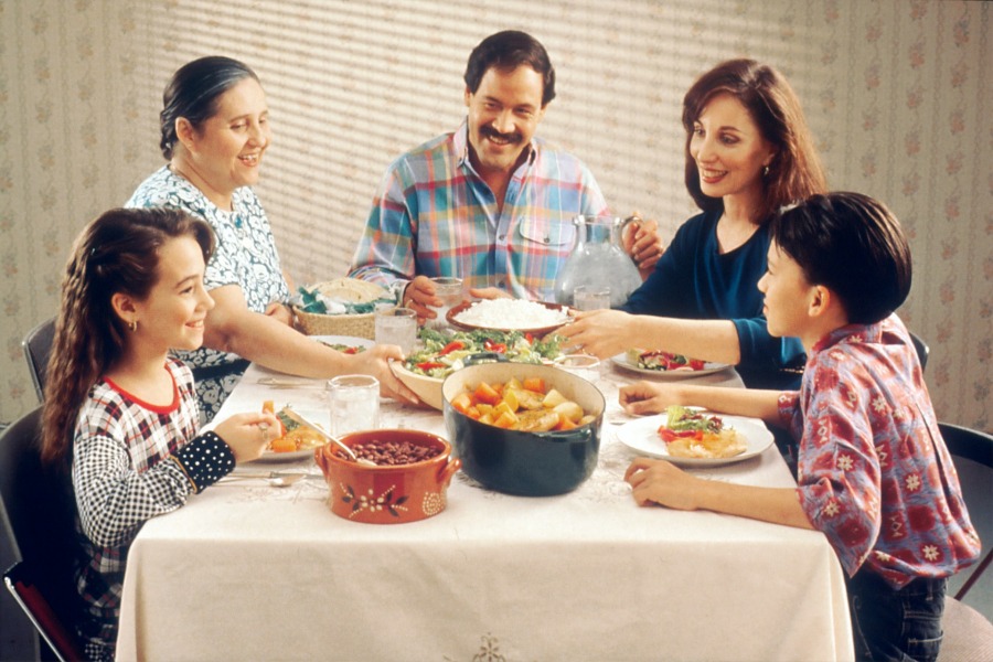 Top Tips For Healthy Family Meals On A Budget